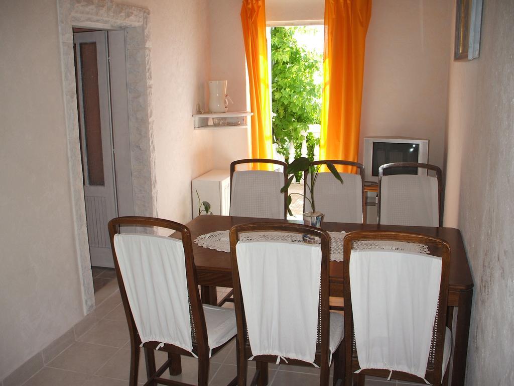 Apartmani Mira Сень Екстер'єр фото