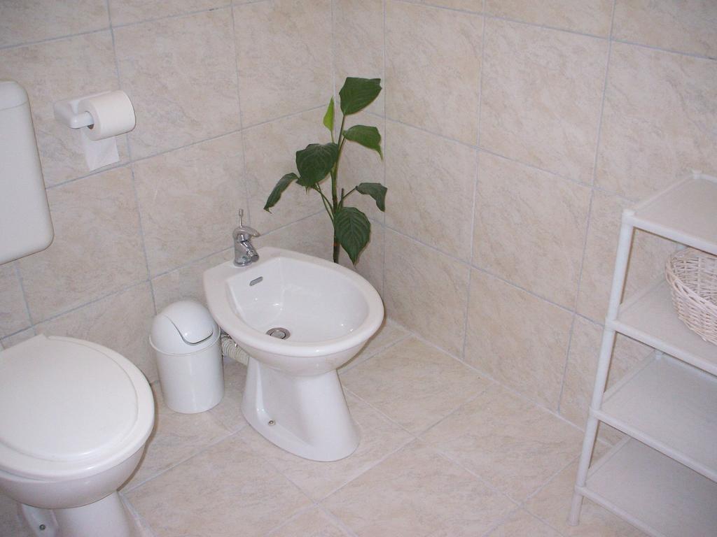 Apartmani Mira Сень Екстер'єр фото