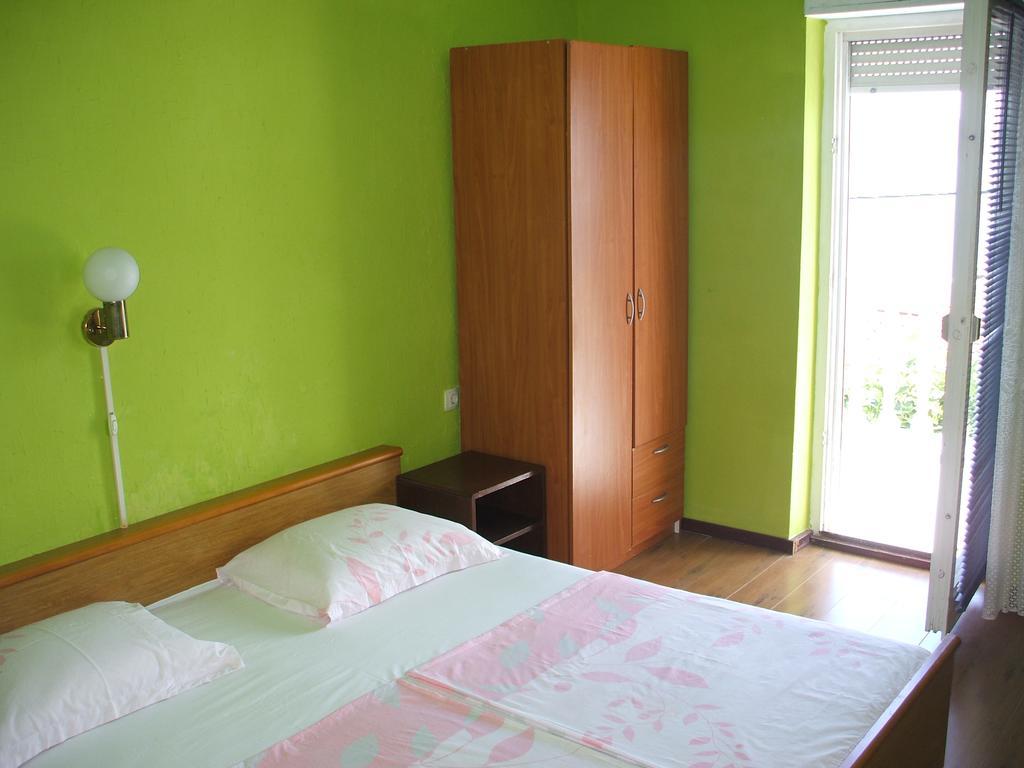 Apartmani Mira Сень Екстер'єр фото