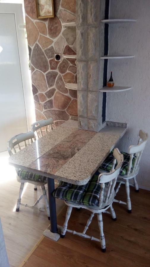 Apartmani Mira Сень Екстер'єр фото