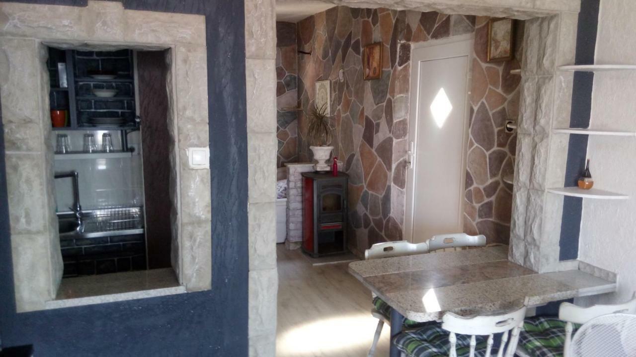 Apartmani Mira Сень Екстер'єр фото