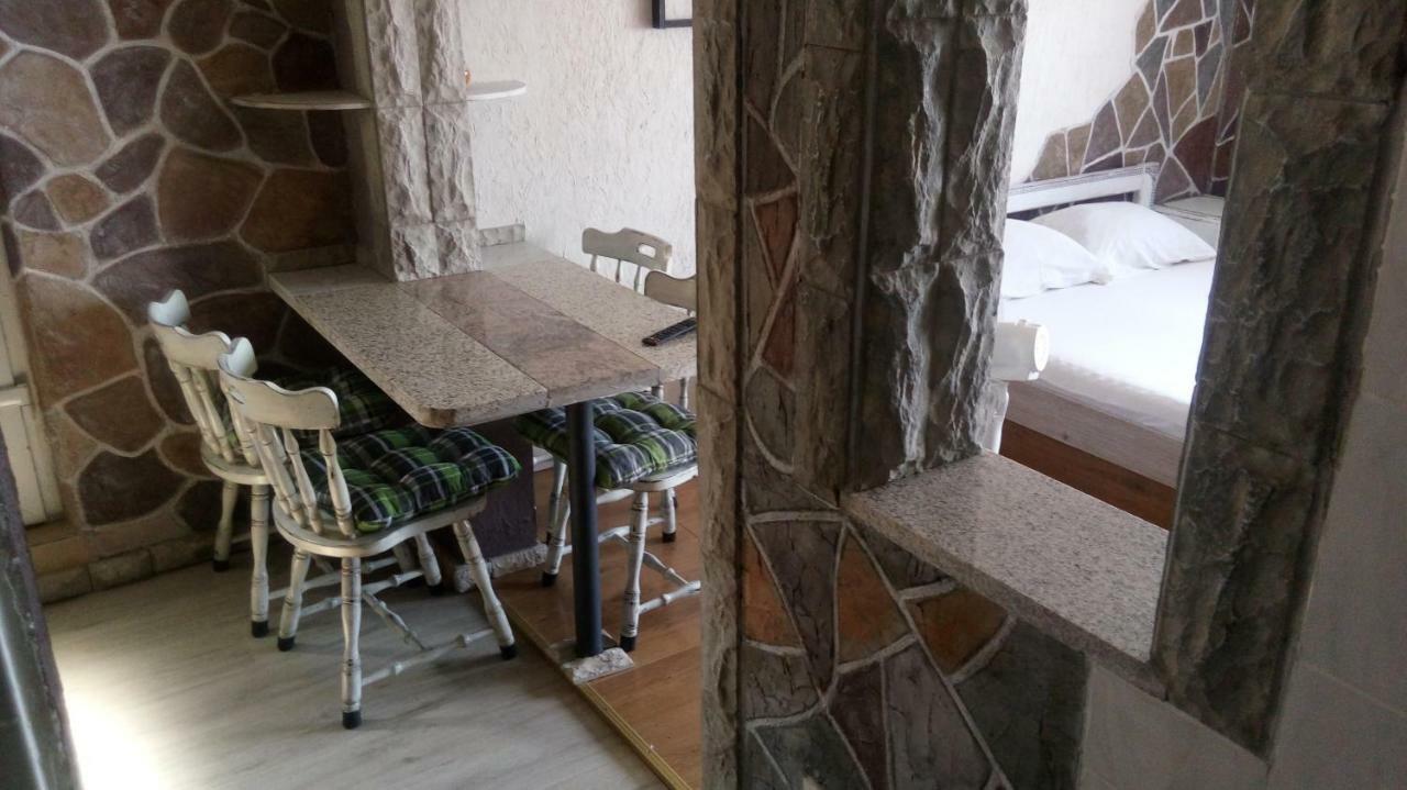 Apartmani Mira Сень Екстер'єр фото